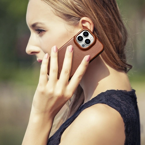 Etui iCarer CE Oil Wax Premium Leather Folio MagSafe Apple iPhone 14 Pro brązowy