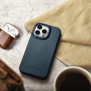 Wholesale iCarer CE Oil Wax Premium Leather Folio MagSafe Apple iPhone 14 Pro blue - ICR387 - {ean13} - Hurt