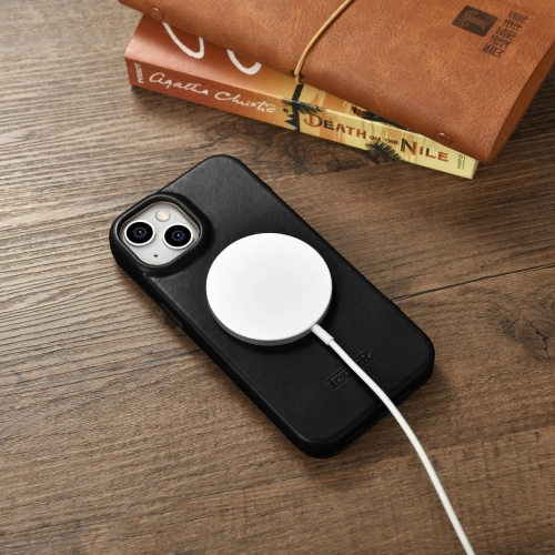 Etui iCarer CE Oil Wax Premium Leather Folio MagSafe Apple iPhone 14 Plus / 15 Plus czarny