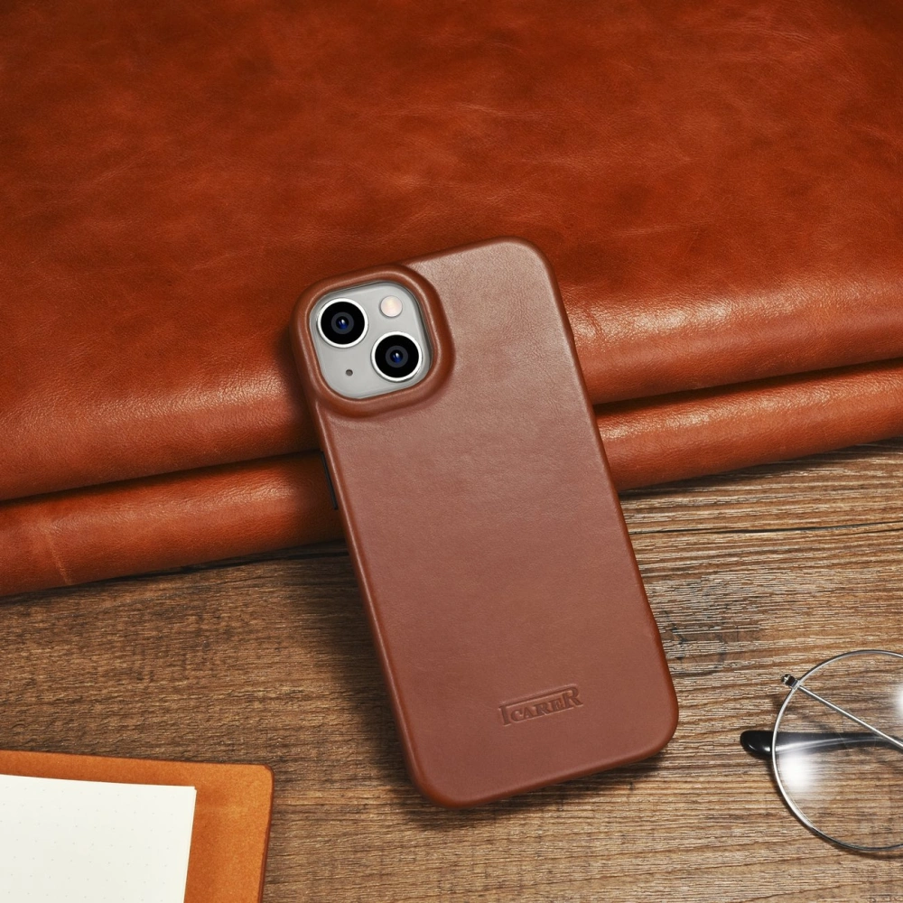 Wholesale iCarer CE Oil Wax Premium Leather Folio MagSafe Apple iPhone 14 Plus / 15 Plus brown - ICR390 - {ean13} - Hurt