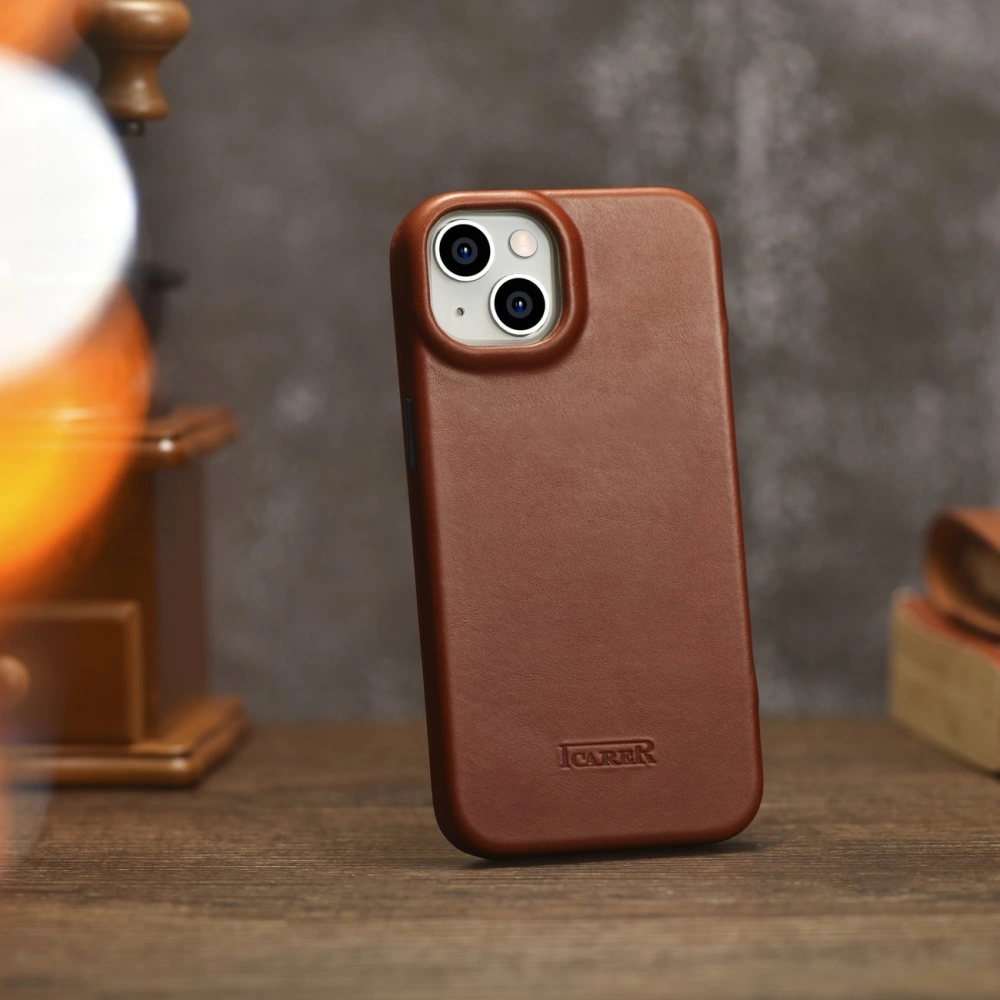 Wholesale iCarer CE Oil Wax Premium Leather Folio MagSafe Apple iPhone 14 Plus / 15 Plus brown - ICR390 - {ean13} - Hurt