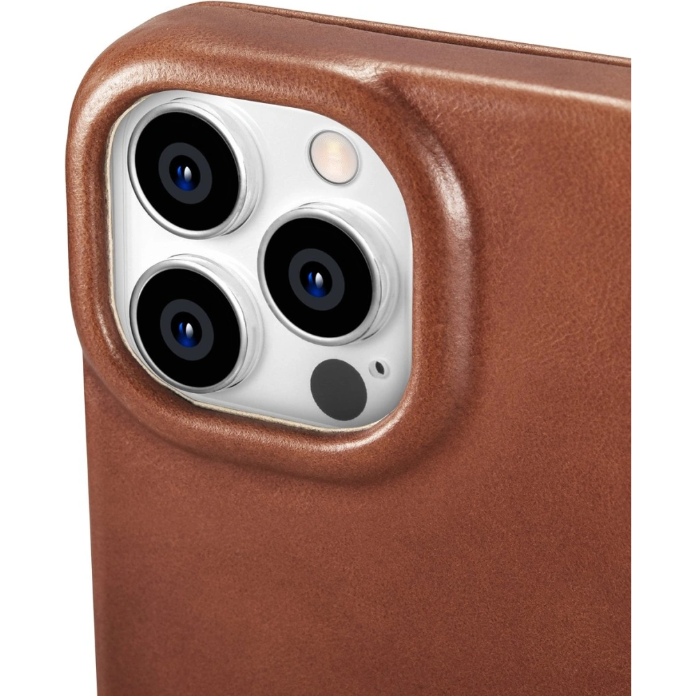 Wholesale iCarer CE Oil Wax Premium Leather Folio MagSafe Apple iPhone 14 Pro Max brown - ICR394 - {ean13} - Hurt
