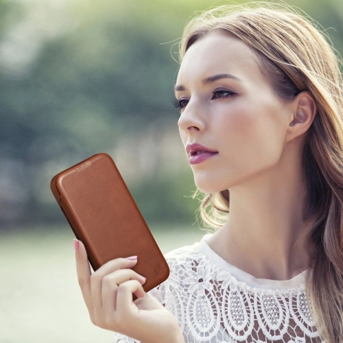 Etui iCarer CE Oil Wax Premium Leather Folio MagSafe Apple iPhone 14 Pro Max brązowy