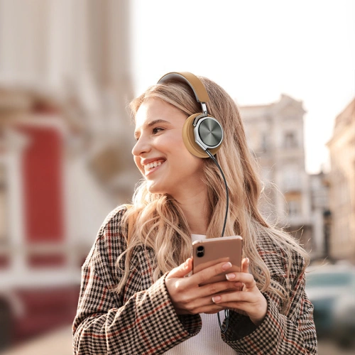 Kabel audo AUX Ugreen wtyczka kątowa minijack 3,5 mm 2m niebieski (AV112)