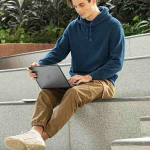 Hurtownia GSM - Etui UNIQ Venture Apple MacBook Air 13 (2018 - 2022) czarny/midnight black - UNIQ877 - {ean13} - Hurt