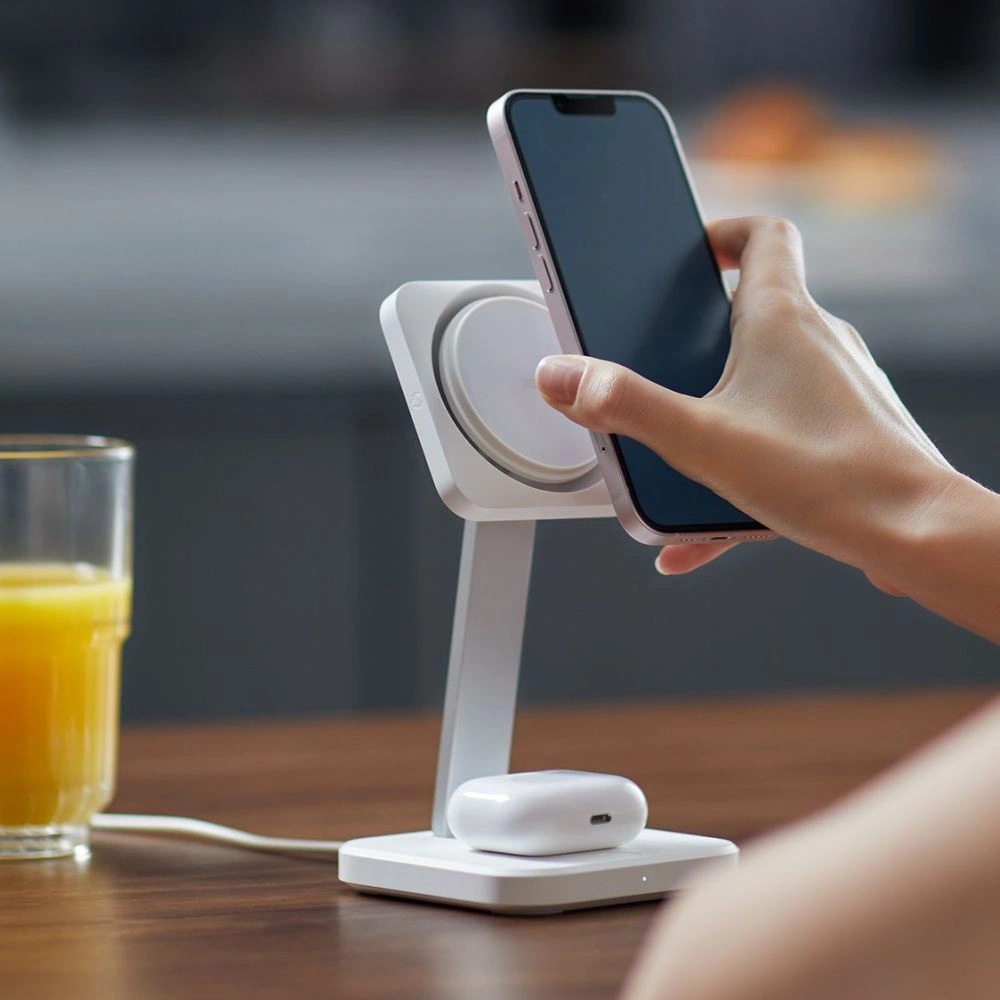 Hurtownia GSM - Vezeték nélküli töltő ESR HaloLock 2in1 Cryoboost Magnetic MagSafe Wireless Charger Arctic White - ESR661 - {ean13} - Hurt