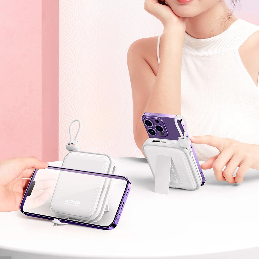 Hurtownia GSM - Powerbank Joyroom JR-L008 Cutie Series 10000mAh 22.5W állvány + USB-C és Lightning kábelek fehér - JYR615 - {ean13} - Hurt