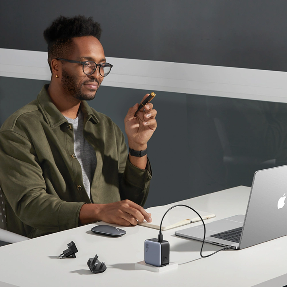 Hurtownia GSM - UGREEN CD296 GaN USB/2x USB-C 65W hálózati töltő EU/UK/US dugó fekete - UGR1489 - {ean13} - Hurt