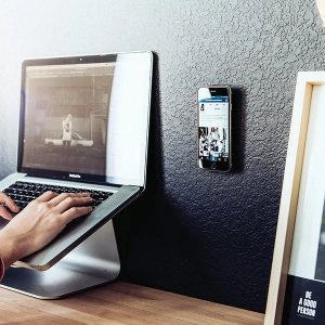 Hurtownia GSM - POPSOCKETS Stick Mount 201000 autós tartó fekete/szín: fekete - POP475 - {ean13} - Hurt