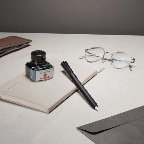 Etui Spigen DA201 Clip Case Apple Pencil 2 Black