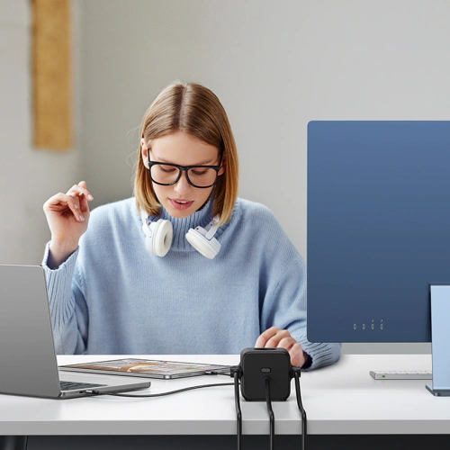 Listwa zasilająca UGREEN CD268 65W USB-A/USB-C + 3x gniazdo AC czarna