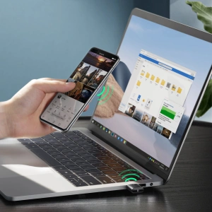 Adaptér UGREEN CM390 Bluetooth 5.0 USB-A černý