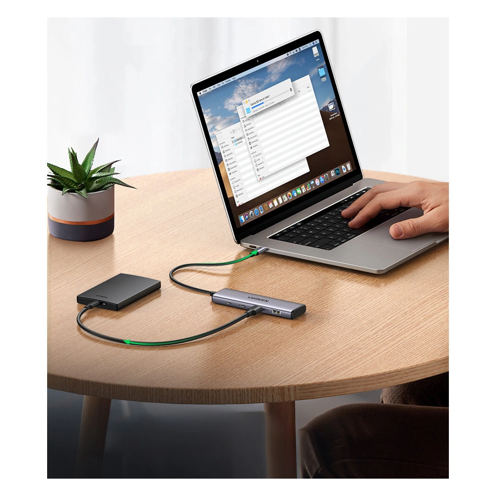 Hurtownia GSM - UGREEN CM473 USB-C Hub Adapter mit 2xUSB-A, 2xUSB-C, 20 cm (grau) - UGR1679 - {ean13} - Hurt