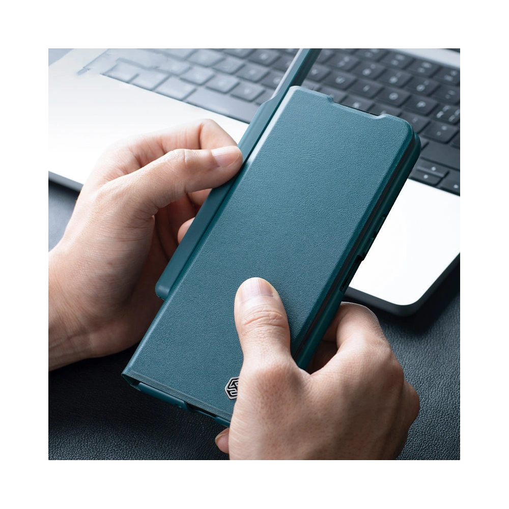 Hurtownia GSM - Etui cu capac Nillkin Qin Leather Pro cu protecție pentru cameră Samsung Galaxy Z Fold 5 aurie - NLK1183 - {ean13} - Hurt