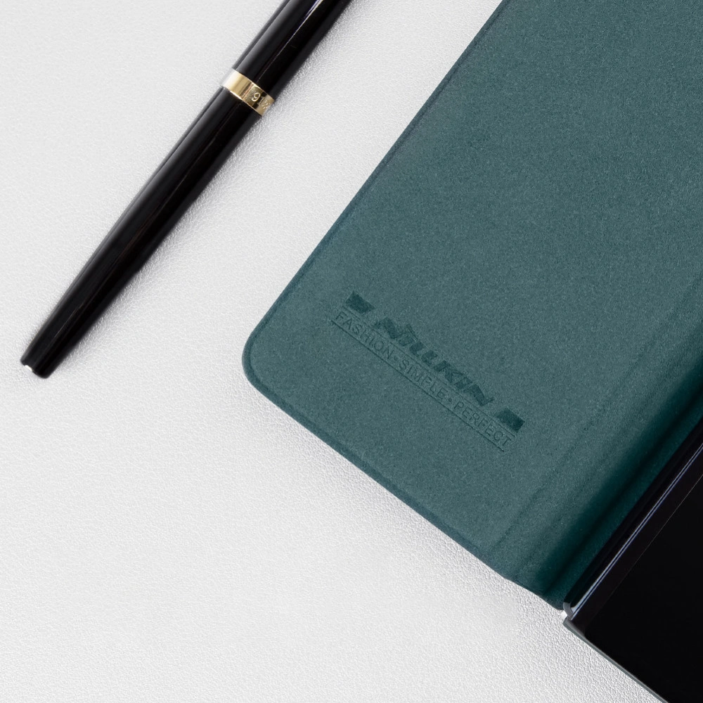 Hurtownia GSM - Etui cu capac Nillkin Qin Leather Pro cu protecție pentru cameră Samsung Galaxy Z Fold 5 aurie - NLK1183 - {ean13} - Hurt