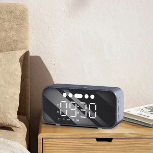 Wholesale Dudao Y17 wireless speaker watch, alarm clock, 1200mAh, AUX, FM, BT 5.3 silver - DDA277 - {ean13} - Hurt