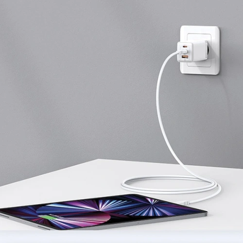 Ładowarka sieciowa USAMS CC180TC02 2xUSB-C+1xUSB-A 65W GaN PD+QC Fast Charging biały/white Sandru Series
