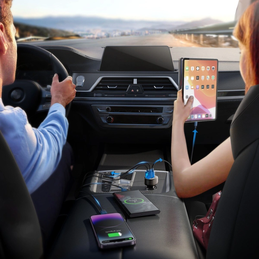 Hurtownia GSM - Încărcător auto cu display Joyroom JR-CCD04 2xUSB-C 1xUSB-A 30W negru - JYR813 - {ean13} - Hurt
