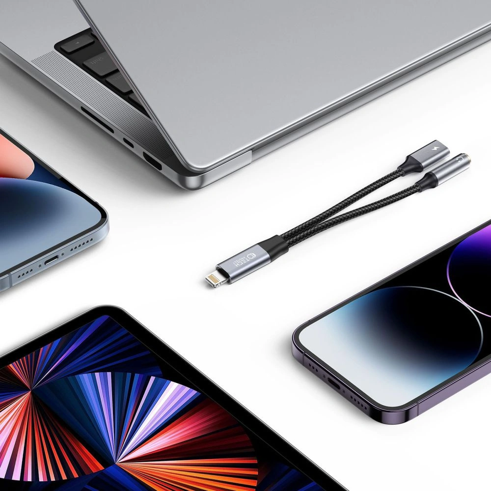 Hurtownia GSM - Adaptér Tech-Protect UltraBoost Lightning - mini jack 3.5mm / Lightning Černý - THP2410 - {ean13} - Hurt