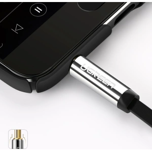 Płaski kabel kątowy audio UGREEN AV119 AUX mini jack 3.5 mm 0.5 m czarny