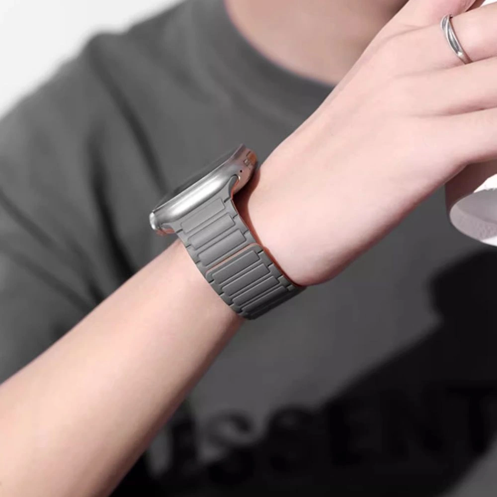 Wholesale Tech-Protect IconBand Magnetic Apple Watch 4/5/6/7/8/9/SE/Ultra 42/44/45/49mm black/orange - THP2817 - {ean13} - Hurt