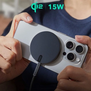 Hurtownia GSM - Indukciós töltő ESR HaloLock QI2 Mini Magnetic MagSafe 15W fekete - ESR806 - {ean13} - Hurt