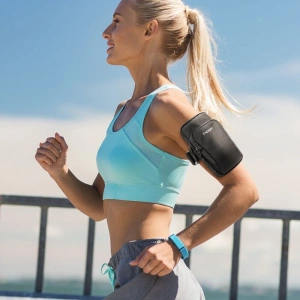 Wholesale Spigen A702 Dynamic Shield Armband Black - SPN3462 - {ean13} - Hurt