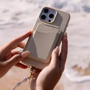 Hurtownia GSM - UNIQ Coehl Muse Apple iPhone 16 Pro Max Magnetic Töltés poros nude - UNIQ1377 - {ean13} - Hurt