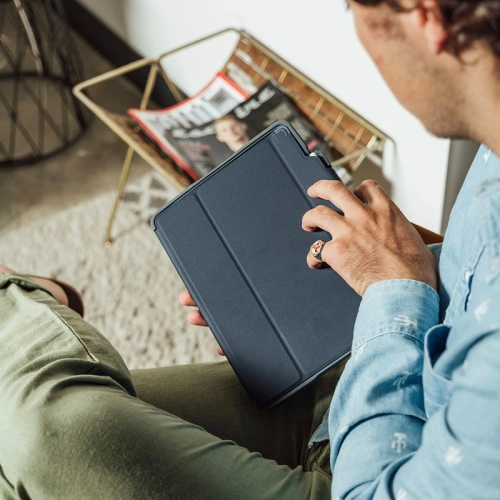 Etui STM Dux Plus Apple iPad 10.9" 2022 (10. generacji) MIL-STD-810G z uchwytem na Apple Pencil (Black) wersja EDU/COM