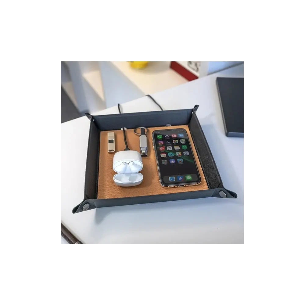 Wholesale 4smarts Organizer with inductive charger 15W grey cream/grey creme - 4SMR29 - {ean13} - Hurt