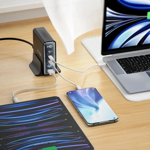 Stacja ładująca Tech-Protect DC140W-GAN 5 portowa 2xUSB-A, 3xUSB-C Desktop Charger PD140W / QC3.0 Black