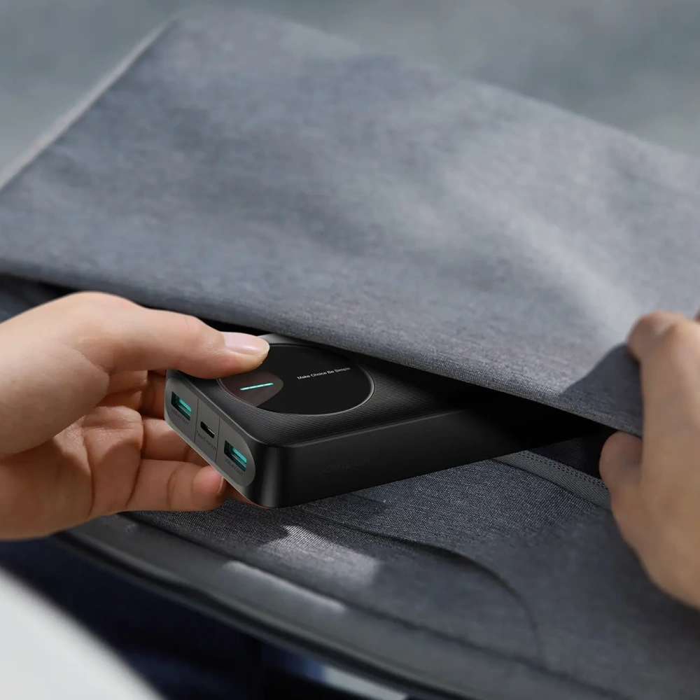 Hurtownia GSM - Powerbank Joyroom JR-PBF14 20000mAh 2.4A 2xUSB-A, USB-C černý - JYR1064 - {ean13} - Hurt