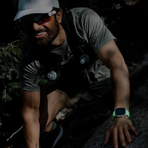 Pasek UNIQ Stride SE Apple Watch 6/7/8/9/10/SE/SE2 40/41/42/44mm FKM Rubber Strap lume