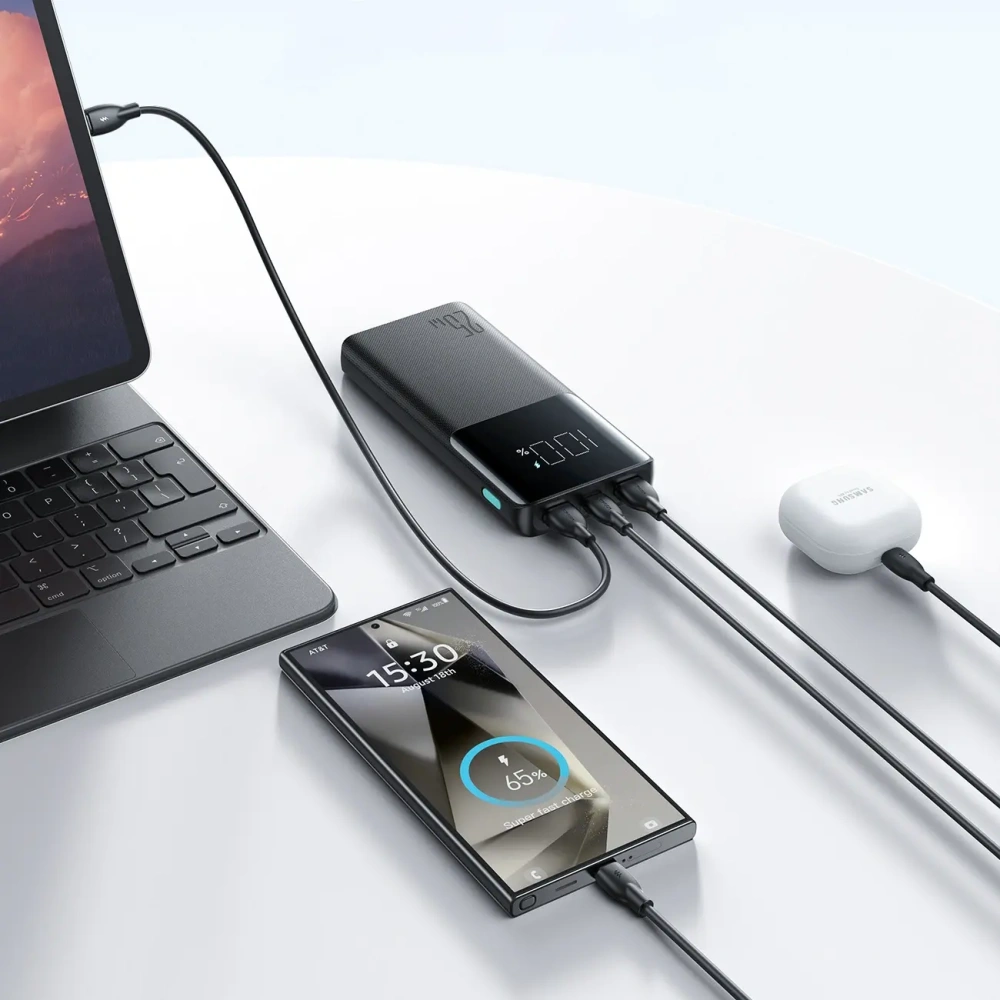 Wholesale Joyroom JR-PBF20 powerbank 25W 2xUSB-A, USB-C 10000mAh black - JYR1105 - {ean13} - Hurt