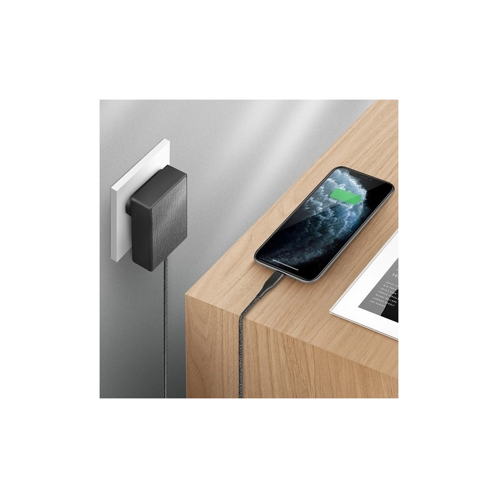 Hurtownia GSM - UNIQ Ładowarka sieciowa Votre Slim USB-C PD 18W MFI + kabel USB-C na lightning czarny - UNIQ216BLK - {ean13} - Hurt