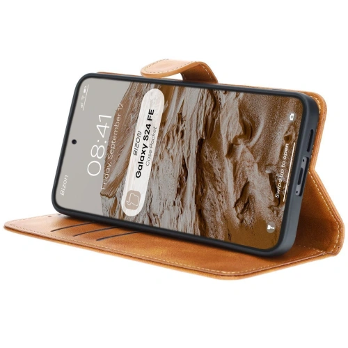 Etui z klapką Bizon Case Pocket do Samsung Galaxy S24 FE brązowe
