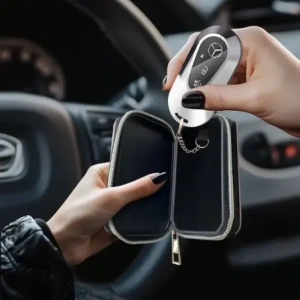 Hurtownia GSM - Tech-Protect KLR300 faraday ketrec Pouch Keyless RFID Jel Blokkoló Tok Babypink - THP3686 - {ean13} - Hurt