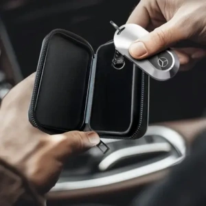 Hurtownia GSM - Tech-Protect KLR300 faraday ketrec Pouch Kulcs nélküli RFID jel blokkoló tok Kréta szürke - THP3687 - {ean13} - Hurt