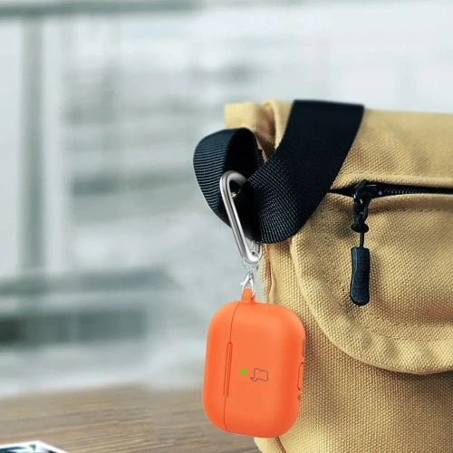 Silikonowe etui z karabińczykiem Bizon Case Headphone Silicone do Apple AirPods 4 pomarańczowe