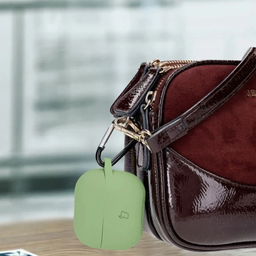 Silikonowe etui z karabińczykiem Bizon Case Headphone Silicone do Samsung Galaxy Buds 3 / 3 Pro jasnozielone