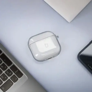 Hurtownia GSM - Elastický obal s karabinou Bizon Case Headphone Clear pro Apple AirPods 4 průhledný - BIZ8028 - {ean13} - Hurt