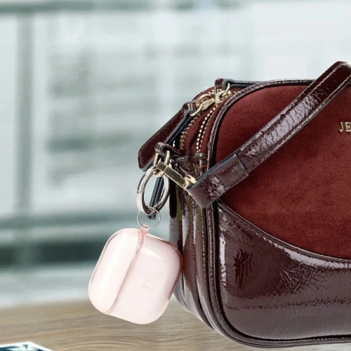 Elastyczne etui z karabińczykiem Bizon Case Headphone Clear do Apple AirPods 4 przezroczysto-różowe