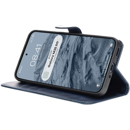 Etui z klapką Bizon Case Pocket do Samsung Galaxy M35 5G granatowe