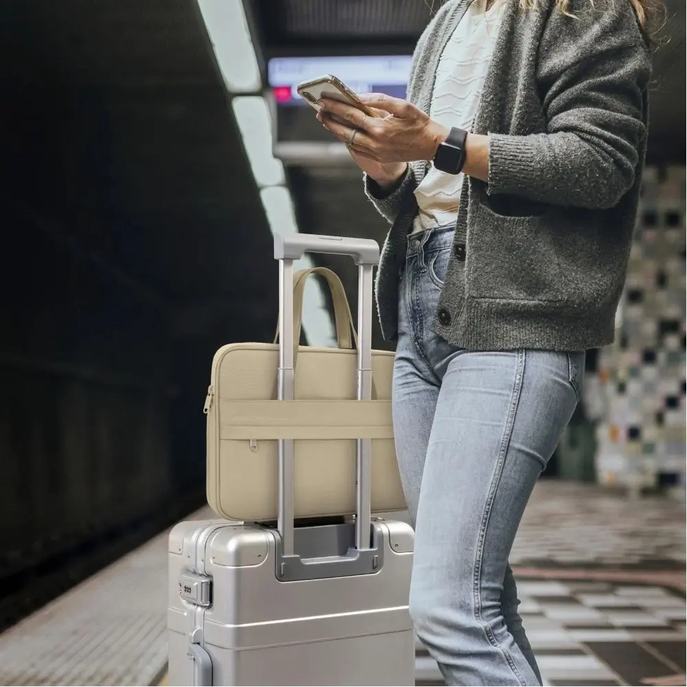 Wholesale Tech-Protect Carrying Bag Laptop 13-14 Desert Beige - THP3886 - {ean13} - Hurt