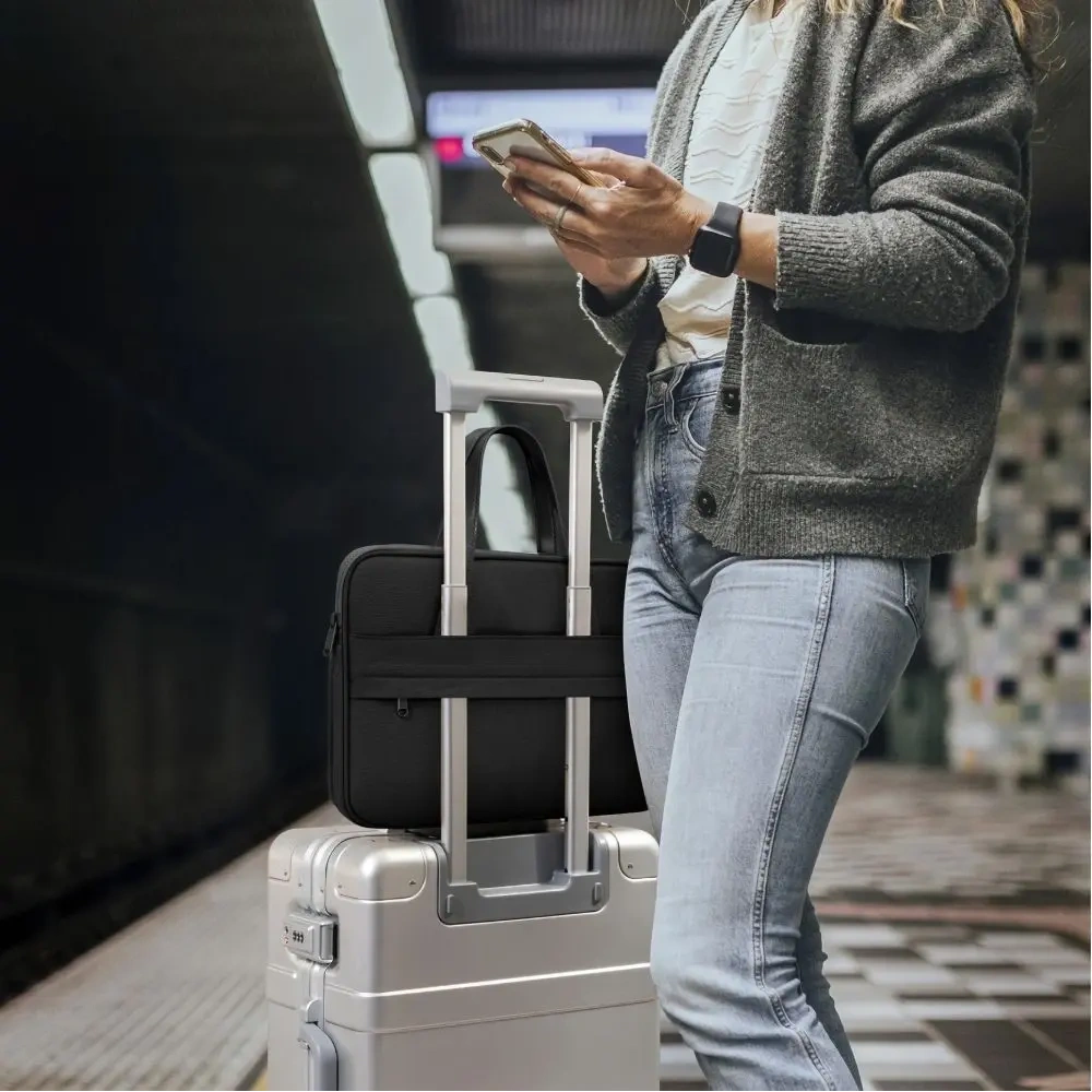 Wholesale Tech-Protect Carrying Bag Laptop 13-14 Black - THP3887 - {ean13} - Hurt