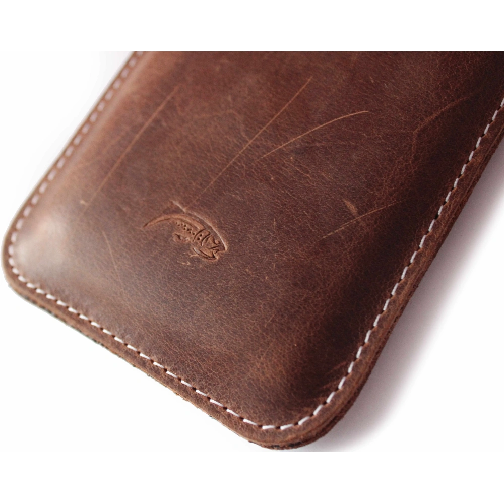 Wholesale LURESKO LILLA 4XL leather slip case slip-in for a phone up to 7 inches, leather cover (vintage brown with white thread) - LUR41 - {ean13} - Hurt