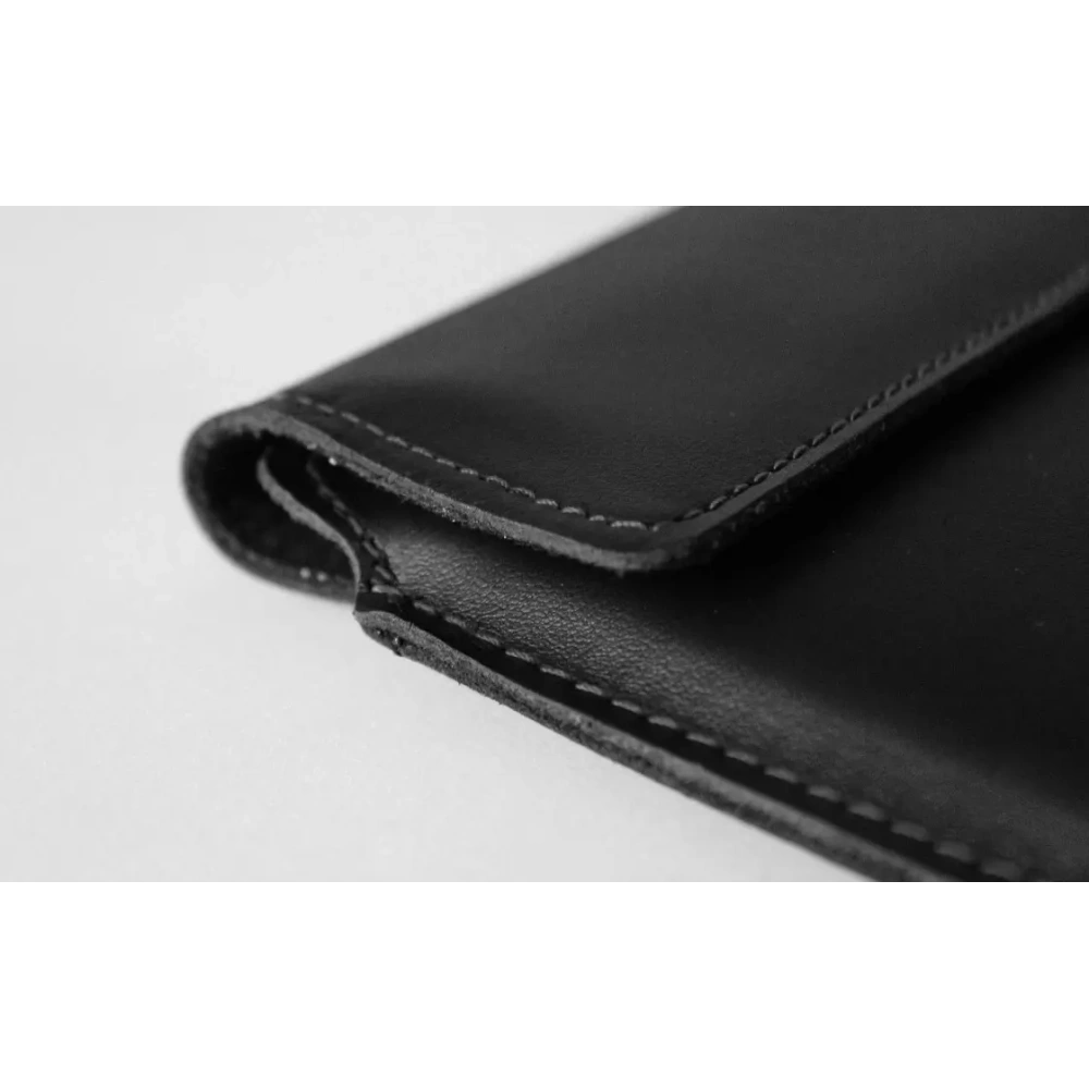 Wholesale LURESKO CLAYER XL+ leather case for tablet 290 x 212 x 9mm (black smooth with black thread) - LUR55 - {ean13} - Hurt