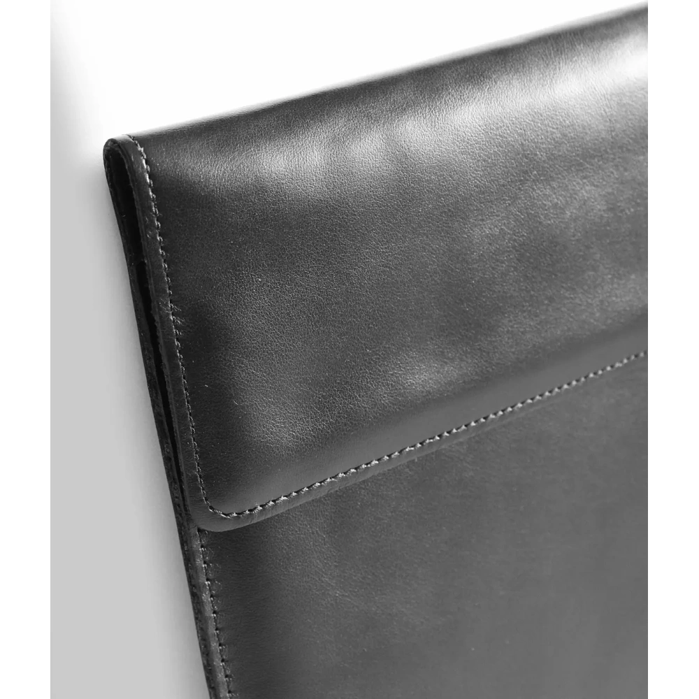 Wholesale LURESKO CLAYER XL2 GKL leather case for tablet 249 x 181 x 9mm (black smooth with black thread) - LUR58 - {ean13} - Hurt
