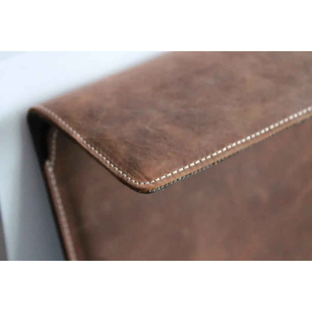 Wholesale LURESKO CLAYER XL2 GKL leather case for tablet 249 x 181 x 9mm (vintage brown with white thread) - LUR59 - {ean13} - Hurt