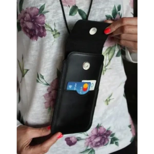 Hurtownia GSM - LURESKO Vissa S husă din piele pentru gât S 144x71x9mm - NEGRU - LUR62 - {ean13} - Hurt